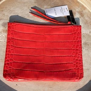 Banana republic pouch. Never used. With tags